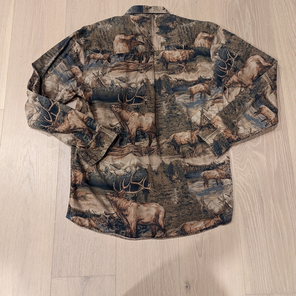 Wildlife Print Long Sleeve Shirt - Picture 2 of 6